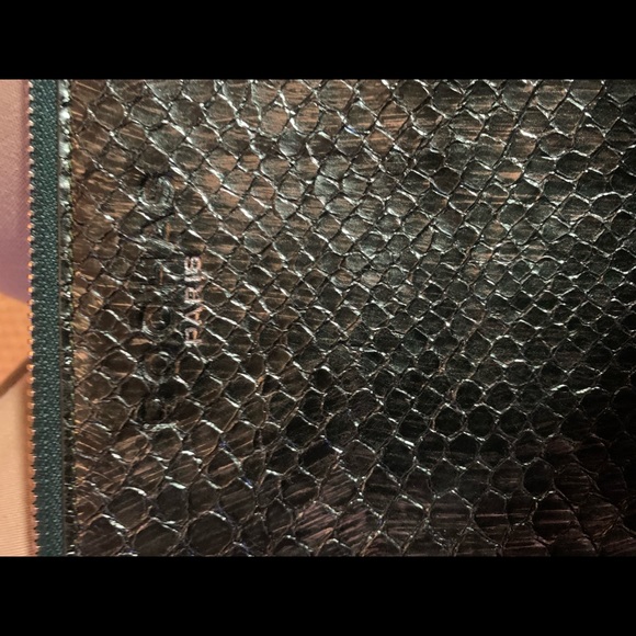 Green leather ROCHAS clutch - Picture 4 of 6